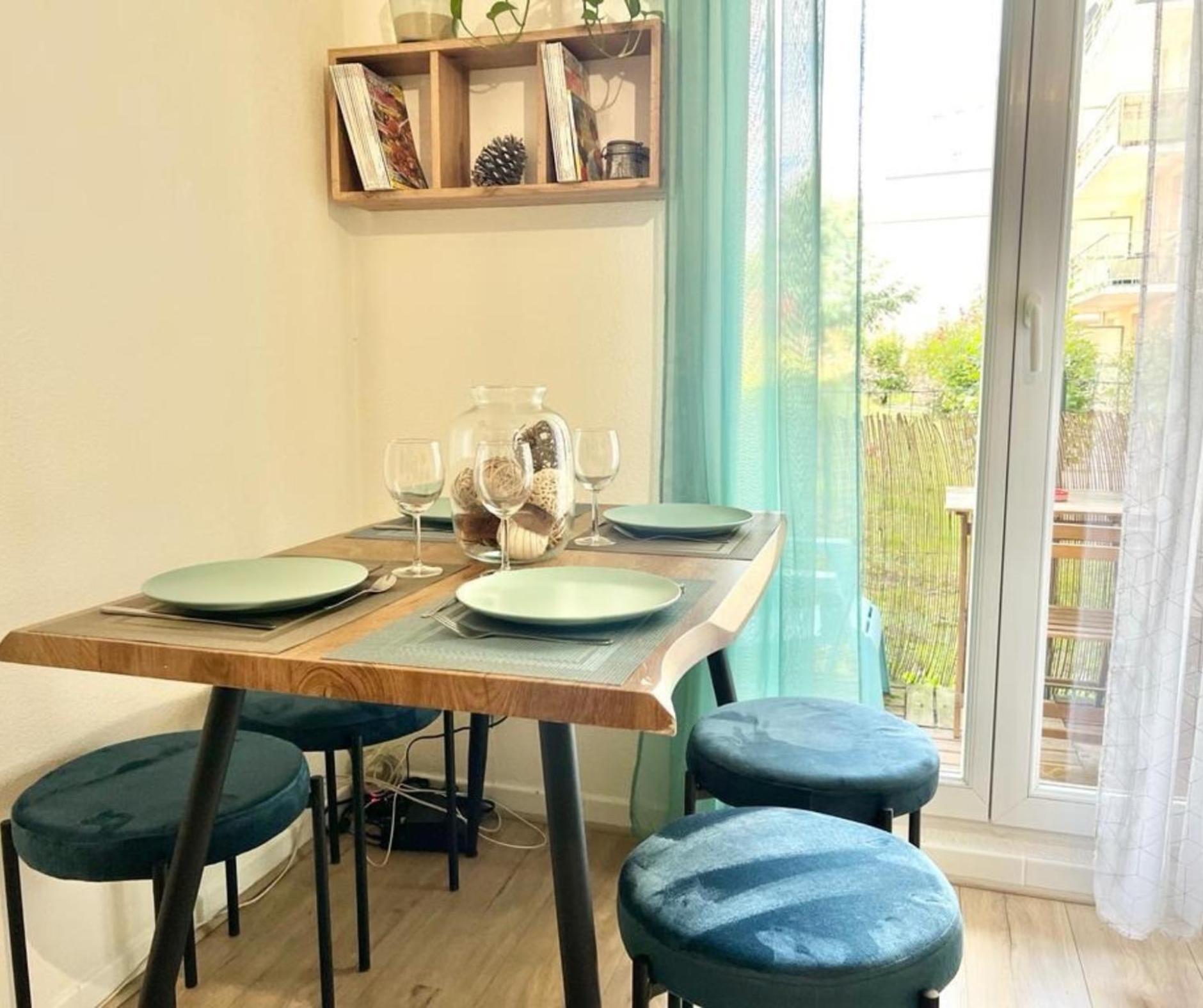 Le Renoir Terrasse De Plain-Pied Et Piscine Daire Limoges Dış mekan fotoğraf